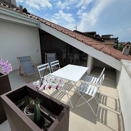 Attico Lilium Lägenhet Peschiera del Garda Exteriör bild